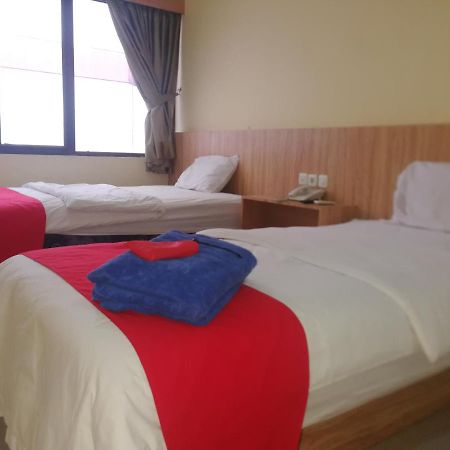 Hotel Mayang Sari 1 Джамбі Екстер'єр фото